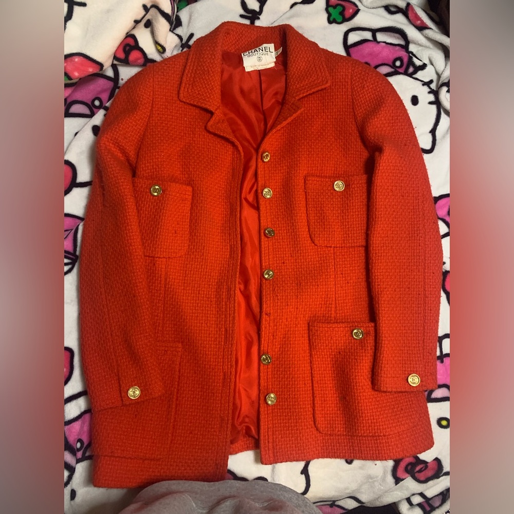 Vintage CHANEL 80s TWEED COAT